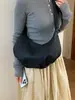 Bolsa tote casual plissada estilo coreano, modelo bolinho para mulheres, novo modelo 2026, elegante e moderna, bolsa de ombro retrô para o dia a dia, design simples