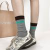 Calcetines Nuevos de Otoño e Invierno para Mujer, Calcetines de Tendencia Retro Estilo Grano, Calcetines Rayados de Doble Aguja, Calcetines Modernos y Versátiles de Media Caña