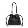 Bolso de mujer tejido de comercio exterior nuevo, bolso de hombro y bandolera para el trabajo, bolso de alta gama tipo 'bolsa de dumpling', bolso de mano tipo bolsa de la suerte con cordón