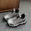 Otoño 2026 Nuevos Zapatos Deportivos Casuales para Niños al Aire Libre Estilo Papá Malla Transpirable Suela Suave Ligera Bloque de Color Zapatos Deportivos Casuales