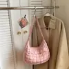 Bolso de Hombro de Moda Simple de Burbujas a Cuadros para Mujer, Bolso de Plumas de Alto Valor, Nuevo Simple de Moda Primavera 2026