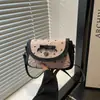 Bolsa de axila dulce para chica nicho Ins coreano para mujer, bolso cuadrado pequeño francés con lazo, nuevo bolso cruzado estampado