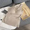 Outono e inverno Novo Quente colete quente sem costura gola V flor renda peça única copo fixo fino base roupa íntima
