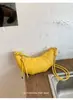 Bolsa de Moda Transfronteiriça Estilo Dumpling para Mulheres 2026 Nova Tendência Estilo Coreano Bolsa de Ombro Transversal Simples com Toque de Luxo Bolsa Croissant de Nicho