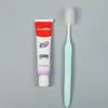Kit de Higiene Pessoal Colgate para Viagem (Escova de Dentes + Pasta de Dentes 40g) Kit de Viagem Portátil para Hotel