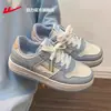 Tênis Feminino Warrior 2026 Primavera Novo Couro Preto e Branco Sapatos Panda Sapatos Casuais Sapatos Brancos Estilo Casal Y