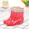 Sapatos e botas femininos estilosos e espessos com forro de fleece, sapatos de borracha para cozinha para adultos, galochas curtas impermeáveis e antiderrapantes