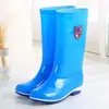 Botas de chuva adultas de cano médio para mulheres, sapatos de borracha antiderrapantes para uso externo no verão, sapatos impermeáveis para lavanderia, botas de água para trabalho na cozinha, galochas