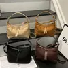 Bolsa de Ombro Retro de Cor Sólida de Alto Valor 2026 Novo Estilo Início do Outono Individual Elegante para o Dia a Dia Bolsa de Ombro Único Transversal