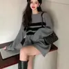 Suéter casual de comprimento médio, modelagem solta, com blocos de cor para mulheres, nova peça de outer wear de inverno 2026, pulôver de tricô, top de manga longa