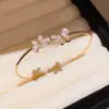 Pulsera Abierta de Mariposa con Circonita Transfronteriza Europea y Americana, Joyería de Lujo Ligero de Alta Gama, Diseño Exquisito Versátil de Nicho para Mujer