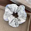 Scrunchie Azul Marinho com Bolinhas Florais e Xadrez, Elástico para Cabelo, Doce Versátil Acessório de Cabelo em Tecido