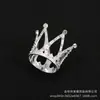 Decorações Ornamentais para Assar Bolo de Aniversário Infantil Coroa Pequena de Princesa Acessório para Cabeça Coroa Pequena de Dedo em Liga de Diamante em Forma de Coração