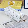 Venda Direta da Fábrica Nova Bolsa de Armazenamento Bolsa de Lápis Resistente a Manchas Estilo Ins Feminino Grande Capacidade Nicho Não Colidente Papelaria Bolsa de Cosméticos