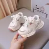 Tênis Feminino 2026 Primavera e Outono Novos Sapatos Infantis Femininos Antiderrapantes Tênis Pai Outono Respirável Leve Solado Macio