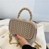 Bolso bandolera con cadena en relieve para mujer, estilo occidental, moderno, tejido, portátil, cruzado, 2021