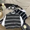 Chaleco de Punto para Niños Otoño 2026 Nueva Moda Elegante Rayado Chaleco de Punto Infantil Atuendo de Otoño para Bebé