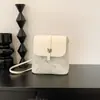 Colgante Estampado con Bloques de Color Primavera 2026 Gran Capacidad Fresco Nuevo Diseño Moderno Bolso Cruzado de Hombro Único Tipo Cubo para Mujer