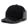 Nuevo sombrero cálido de invierno estilo Lei Feng para hombre, gorra de béisbol gruesa con forro polar para exteriores, sombrero de algodón a prueba de frío que protege los oídos para mediana edad y personas mayores