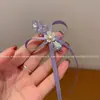 Horquilla de Cristal con Lazo de Cinta Dulce para Mujer, Pinza Lateral para Flequillo de Frente, Accesorio Versátil de Pico de Pato para el Cabello