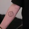 Tatuaje Temporal Vintage Cara de Sol y Luna Pegatina Misteriosa Tarot Líneas Blancas y Negras Personalizado Impermeable Larga Duración Brazo Tatuaje Artístico