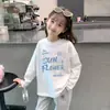 Camiseta básica elegante de algodón puro para bebé niña, con estampado de dibujos animados de moda, nueva camiseta de manga larga para primavera y otoño para niñas, ropa de otoño
