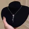 Collar Largo con Borla de Perlas Brillantes y Diamantes Estilo Francés para Mujer, Temperamento de Lujo Ligero, Cadena para Clavícula de Gama Alta