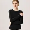 Coleção nova de 2026: suéter feminino de malha fina 100% lã, gola redonda, mangas compridas, estilo pullover, design listrado color-block, malha fina para outono e inverno