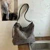 Bolsa tote de grande capacidade para mulheres, novo modelo de verão 2026, bolsa de ombro de bolinhas de alta qualidade, bolsa de axila, bolsa transversal para o dia a dia