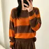Suéter Redondo com Listras de Lantejoulas Feminino 2026 Outono Inverno Novo Estilo Coreano Solto Preguiçoso Macio Tricô Top
