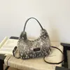 Bolsa de Peluche Súper Popular Otoño/Invierno para Mujer Nuevo Estilo 2026 Bolso de Hombro Simple a la Moda Estilo Coreano Atmósfera Bolso Cruzado Versátil