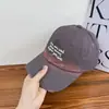 Boné de Baseball Estilo Americano Desgastado para Mulheres com Bordado de Letras, Jeans Lavado, Aba Larga, Protetor Solar que Afina o Rosto, Proteção Solar, Boné Estilo Bico de Pato para Homens