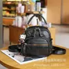 Bolsa de hombro cruzada de verano nuevo modelo de piel de oveja negra original hecha a mano estilo universitario retro simple casual mochila