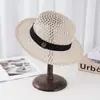 Chapéu de Palha Vazado Novo Estilo para Mulheres, Chapéu de Proteção Solar de Verão, Chapéu de Aba Larga da Moda Coreana, Chapéu Versátil e Moderno para Passeios na Praia