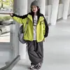 Roupas de frio infantis para primavera, outono e inverno de 2026: novo corta-vento com capuz, estilo coreano, moderno e na moda, em blocos de cores, para meninos e meninas