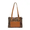 Bolsas Grandes Tendência Verão 2026 para Mulheres Nova Moda Bolsa Tote Retrô Bolsa de Ombro Texturizada para o Dia a Dia Feminina Atacado