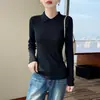 Suéter de malha de manga comprida com gola virada, estilo minimalista francês para mulheres, novo suéter de base slim fit 2026