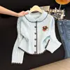 Elegante Cárdigan con Cuello de Muñeca Suéter Verde Nuevo Top de Commuter para Primavera, Otoño e Invierno para Mujer Estilo Chic Petite