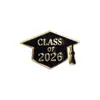 Venta Caliente Transfronteriza Temporada de Graduación 2026 Insignia Metálica Esmaltada Conmemorativa Insignia de Birrete Académico Accesorios para Ropa de Estudiante Moda