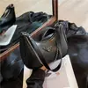 2026 Bolso Nuevo de Gama Alta Elegante con Diseño de Nicho para Mujer Popular Más Vendido Versátil Bolso Cruzado de un Hombro Bolso para Debajo del Brazo