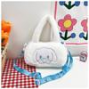 Bolso bandolera de peluche de dibujos animados para niñas, bonito bolso de mano con forma de oso de fresa, mochila de estilo occidental, bolso de hombro popular entre niños.