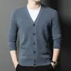 Cárdigan de Lana Pura con Cuello en V de Moda para Hombre, Suéter, Ropa de Punto, Chaqueta, Otoño e Invierno, Estilo Papá, Lana