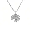 Collar Colgante Pequeño de Margarita de Cobre Estilo Coreano Ins Popular de Xiaohongshu para Mujer, Cadena Clavicular Moderna Única y Exquisita