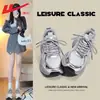Sapatos femininos Huili, tênis dad prateados, sapatos de sola grossa para aumentar a altura da primavera de 2026, tênis esportivos casuais versáteis e da moda para mulheres