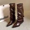 2026 Botas Botas Longas Botas Femininas Bico Empilhado Outono Inverno Botas de Cavaleiro Cabeça Novo Estilo Perna de Calça Salto Grosso Retro Cano Longo Moda