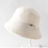 Gorro de pescador de punto con logo de corazón simple para otoño e invierno, para mujer, casual, versátil, color liso, para cubrir el rostro, cálido, a prueba de viento, moderno