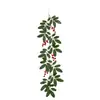 Colgante de pared de vid con hojas verdes artificiales y bayas rojas decoración de pared de porche navideño decoración de entrada de patio festivo arreglo floral