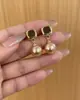 Brincos de Pérola Melard para Mulheres, Brincos de Tarraxa de Luxo Leve de Alta Qualidade, Novo Modelo Popular 2026, Brincos Femininos de Nicho Outono/Inverno