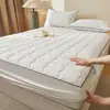 Lençol de Cama Acolchoado Cor Sólida Classe A Luxo Leve Algodão Puro Estilo Japonês Simples Protetor de Colchão Simmons Cobertura de Cama 100% Algodão Conjunto de 3 Peças
