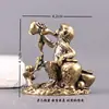 Estatueta de Macaco Bêbado em Latão Puro, Decoração Criativa de Macaco Bebendo Vinho para Casas de Chá e Mesas de Escritório, Lembrança de Cobre para Atrações Turísticas
